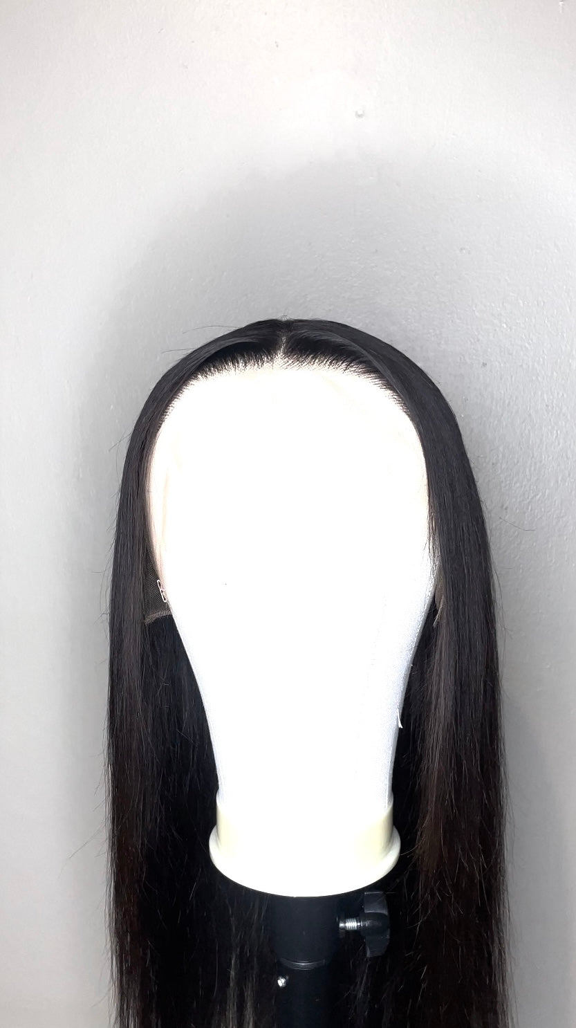 Suki's Sleek Straight